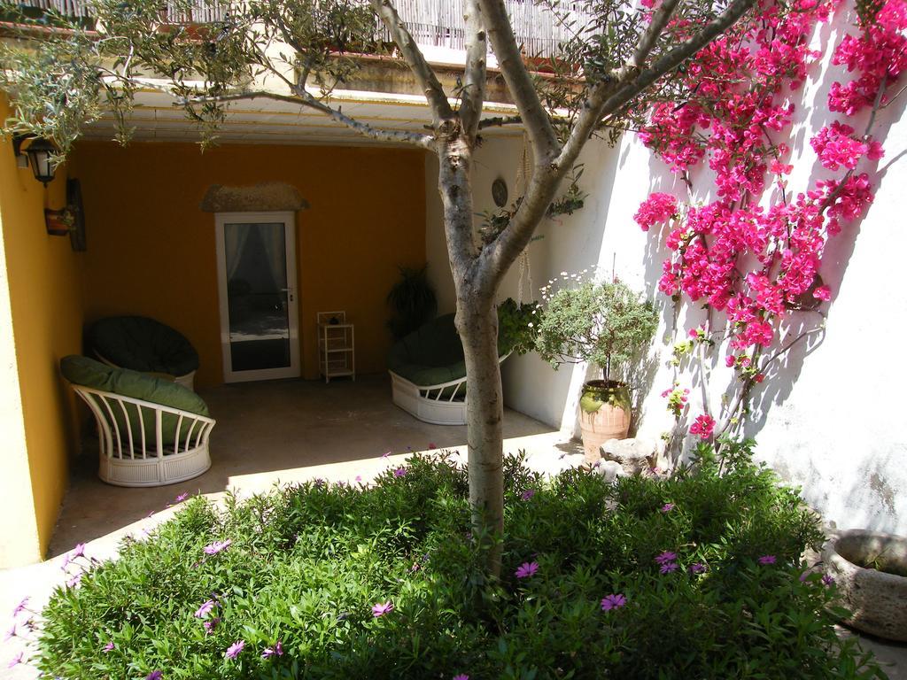Selleretas Bed and breakfast Vilamacolum